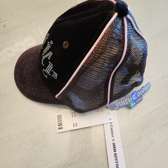 NWT Juicy Couture x Urban Outfitters Trucker Hat Brown Pink Bling Velvet - Picture 4 of 5